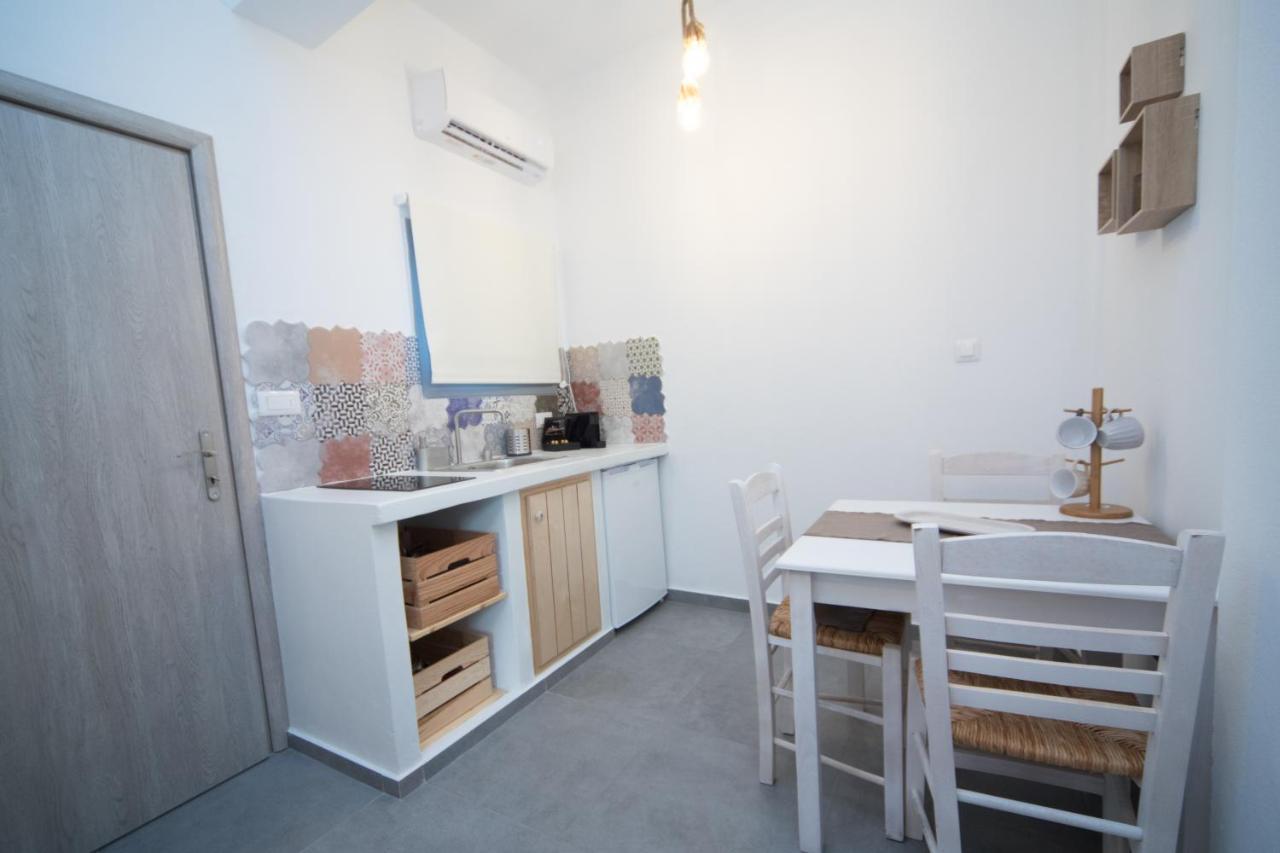 Eunoia Apartments サントリーニ エクステリア 写真