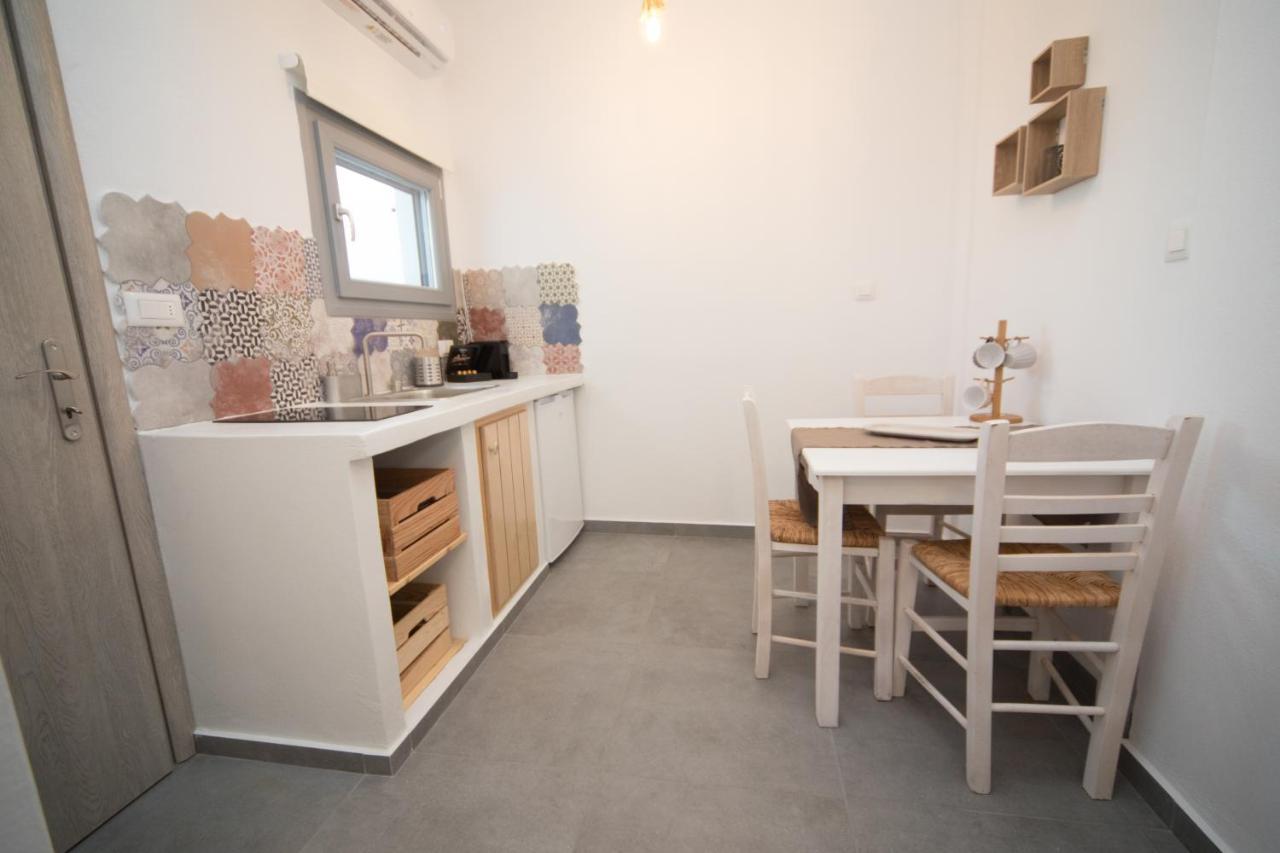 Eunoia Apartments サントリーニ エクステリア 写真
