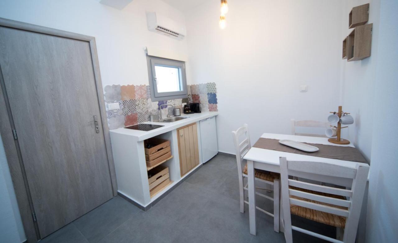 Eunoia Apartments サントリーニ エクステリア 写真
